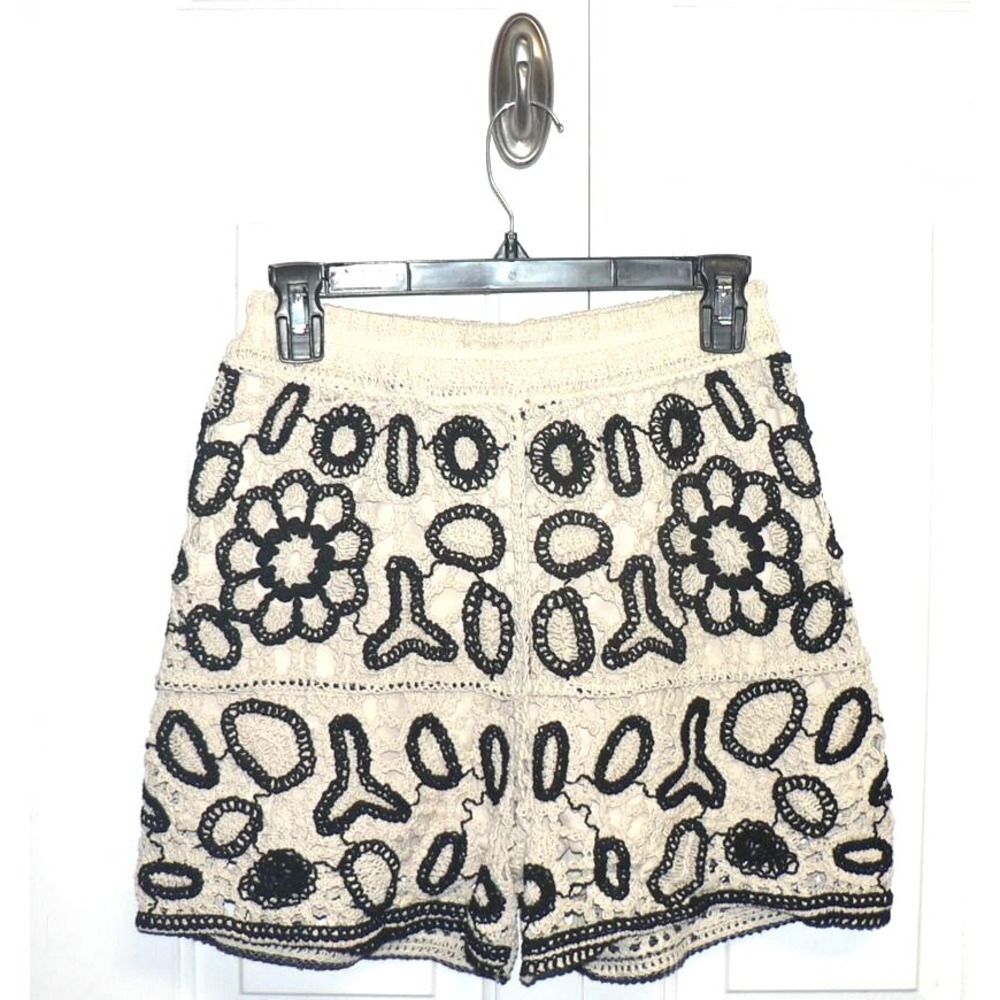 Rebellion Again Women's Crocheted Elastic Lined Shorts in Black & Ivory Small
